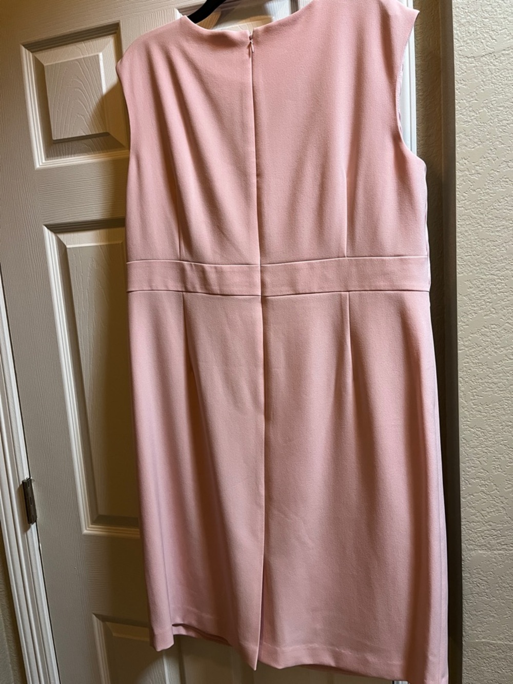 Kasper Blush Pink Midi Sheath Dress with Waist Seam